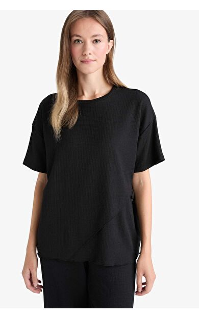 DeFacto Regular Fit Bisiklet Yaka Bürümcük Kısa Kollu Tişört F6505AX25AUBK81