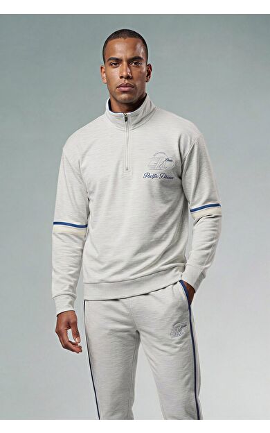 DeFacto NBA Los Angeles Lakers Relax Fit Sweatshirt