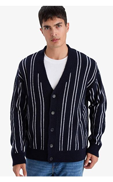 Relax Fit V Yaka Çizgili Düğmeli Triko Hırka