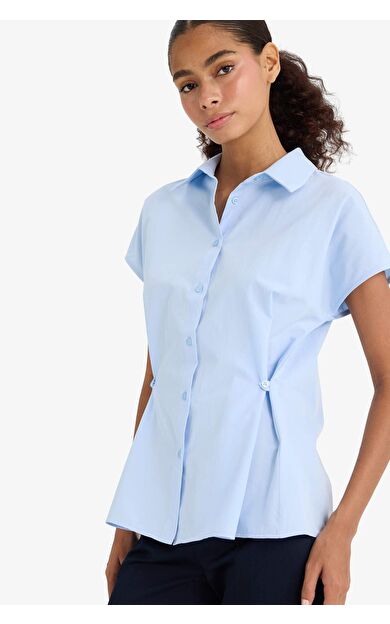 DeFacto Fitted Poplin Kısa Kollu Gömlek F7313AX25AUBE823