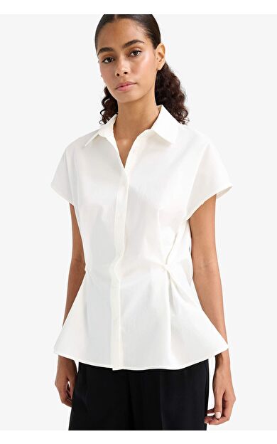 DeFacto Fitted Poplin Kısa Kollu Gömlek F7313AX25AUER85