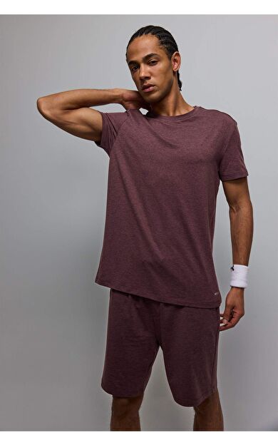 Standart Fıt Bisiklet Yaka Sporcu Kısa Kollu Tişört