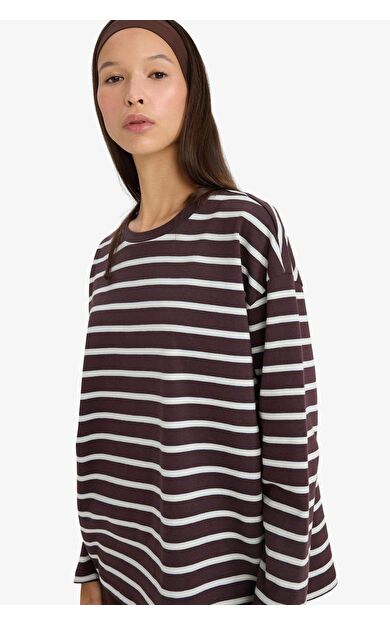 Loose Fit Bisiklet Yaka Sweatshirt