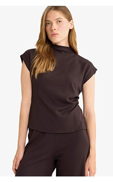 Slim Fit Dar Kesim Yarım Balıkçı Yaka Pike Kolsuz Bluz F7760AX25AUBN207