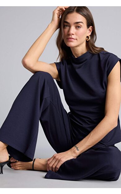 DeFacto Slım Fıt Yarım Balıkçı Yaka Kısa Kollu Tişört