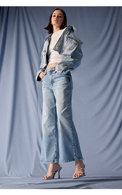 Kısa Geniş Paça Yüksek Bel Bilek Boy Jean Yıkamalı Pantolon F7769AX25AUNM28