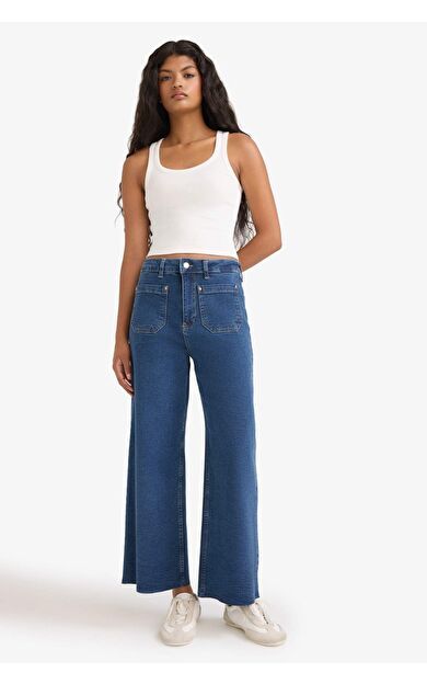 DeFacto Kısa Geniş Paça Yüksek Bel Bilek Boy Jean Yıkamalı Pantolon F7804AX25AUNM85