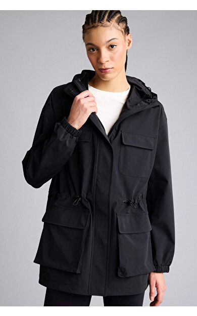 DeFacto Rüzgar Geçirmez Su İtici Kapüşonlu Fermuarlı Yağmurluk