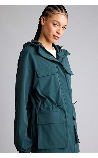 Rüzgar Geçirmez Su İtici 	 Regular Fıt Kapüşonlu Fermuarlı Yağmurluk