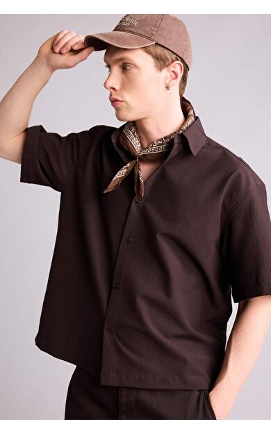 DeFacto Boxy Fıt Gömlek Yaka Krinkıl Kısa Kollu Gömlek