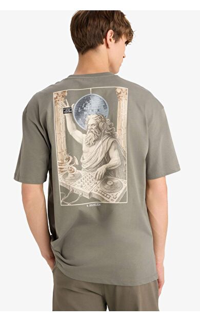 DeFacto Boxy Fit Bisiklet Yaka Baskılı Kısa Kollu Tişört F8331AX25AUKH422