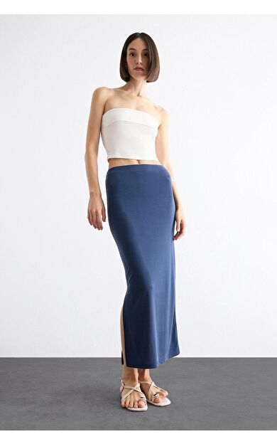 DeFacto Slim Fit Dar Kesim Yırtmaçlı Midi Etek