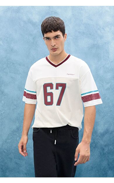DeFacto Boxy Fit Bisiklet Yaka Baskılı Kısa Kollu Tişört F8356AX25HSER118
