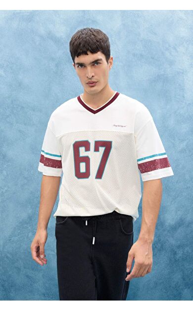 DeFacto Boxy Fit Bisiklet Yaka Baskılı Kısa Kollu Tişört F8356AX25HSER118