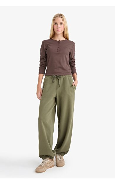 DeFacto Coool Jogger Fit Kalın Sweatshirt Kumaşı Pantolon F8558AX25AUKH261