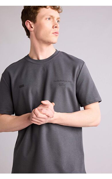 DeFacto Regular Fıt Bisiklet Yaka Baskılı Kısa Kollu Tişört