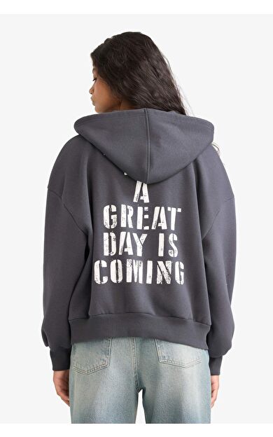 Oversize Geniş Kalıp Kapüşonlu Sırt Baskılı Fermuarlı Sweatshirt