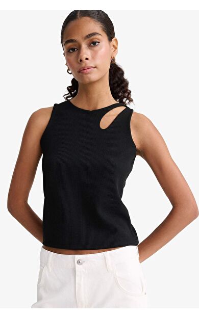 DeFacto Slim Fit Dar Kesim Bisiklet Yaka Fitilli Kaşkorse Atlet F9075AX25HSBK81