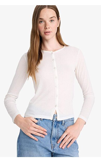 DeFacto Slim Fit Dar Kesim Bisiklet Yaka Uzun Kollu Tişört