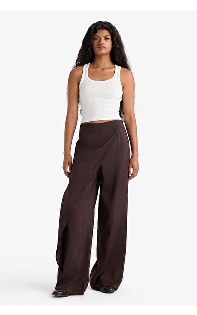 Wide Leg Süs Cepli Normal Bel Düz Paça Pantolon
