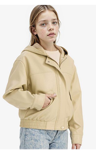 Kız Çocuk Kapüşonlu Suni Deri Mont