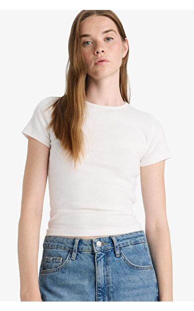 DeFacto Fitted Bisiklet Yaka Ribana Kısa Kollu Tişört F9135AX25AUWT32