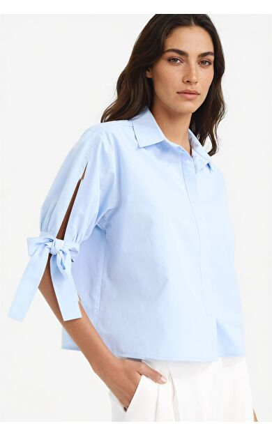 DeFacto Regular Fit Gömlek Yaka Poplin Uzun Kollu Gömlek F9139AX25WNBE745