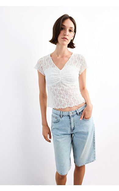 DeFacto Fitted Bisiklet Yaka Dantel Kısa Kollu Tişört