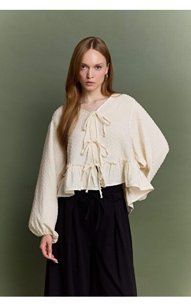 Regular Fit V Yaka Müslin Önden Bağlamalı Uzun Kollu Tunik