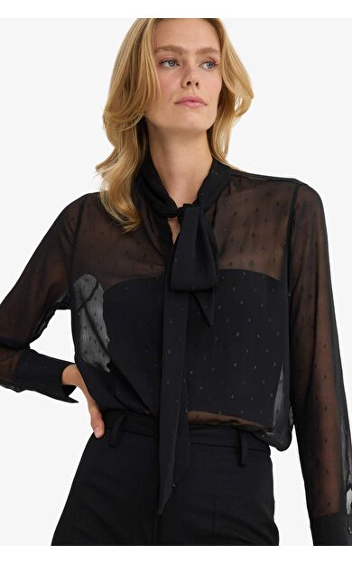 Regular Fit Şifon Puantiyeli Uzun Kollu Bluz