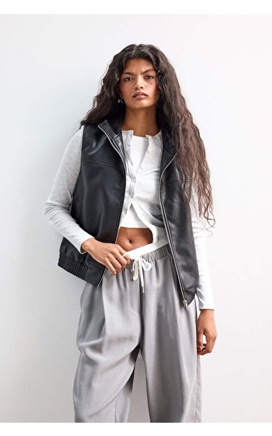 Regular Fit Dik Yaka Suni Deri Yelek