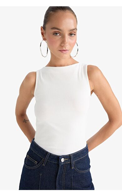 DeFacto Slim Fit Dar Kesim Kayık Yaka Ribana Atlet