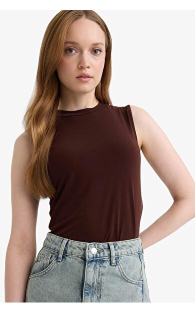 DeFacto Regular Fit Yarım Biisklet Yaka Kolsuz Tunik