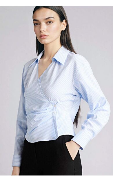 Regular Fıt V Yaka Çizgili Bengalin Uzun Kollu Gömlek