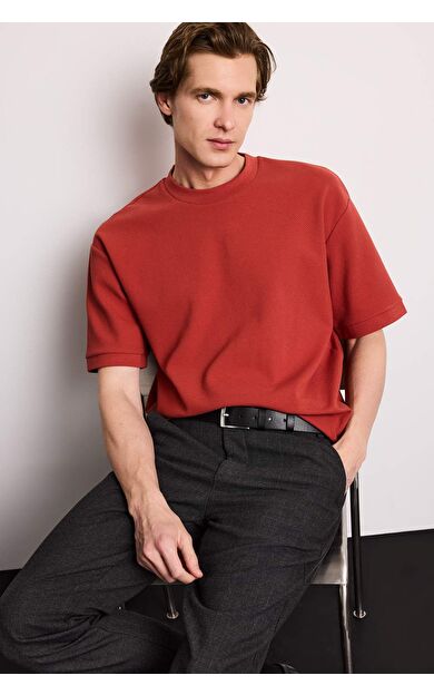 Oversize Geniş Kalıp Bisiklet Yaka Kısa Kollu Tişört