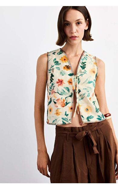 Fitted Çiçek Desenli Önden Bağlamalı Poplin Yelek