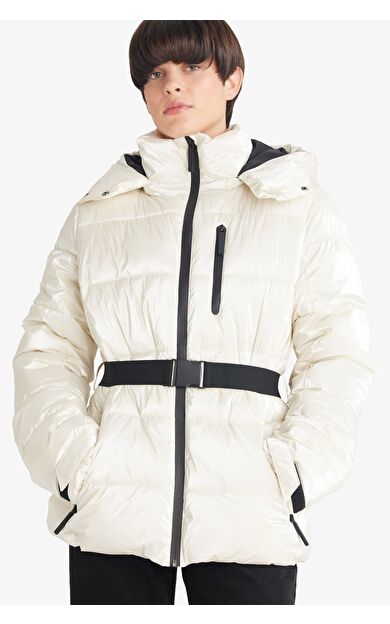 DeFacto Regular Fit Kapüşonlu Mont