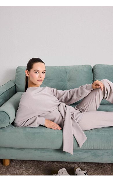 DeFacto Modal Kuşaklı Sweatshirt-Fall in Love Loungewear