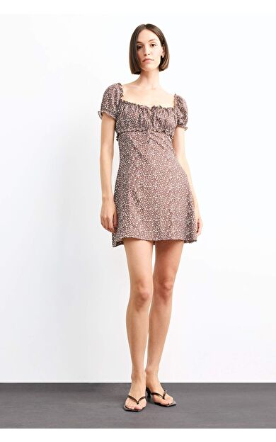 A Kesim Çiçekli Bürümcük Kısa Kollu Elbise