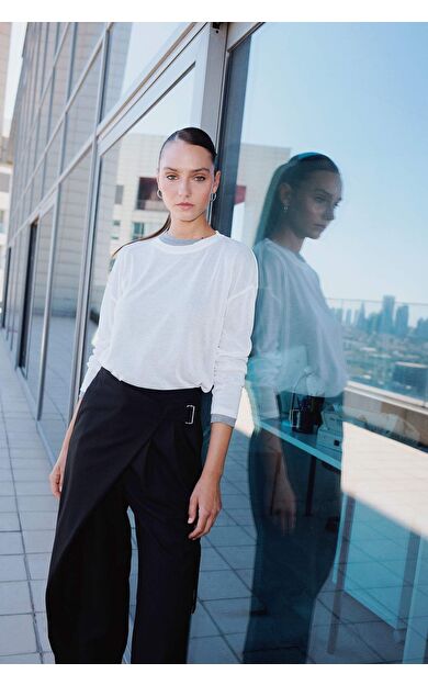 DeFacto Relax Fit Bisiklet Yaka Uzun Kollu Tişört G0291AX25AUER105