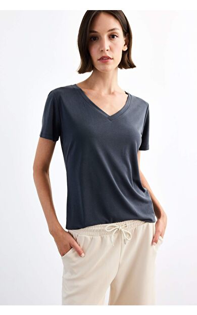 V Yaka Modal Kısa Kollu Tişört G0402AX25SMAR129
