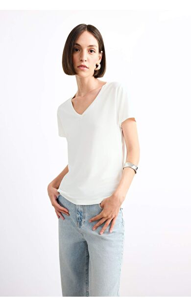 V Yaka Modal Kısa Kollu Tişört G0402AX25SMWT34