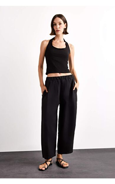 DeFacto Relax Fit Beli Lastikli Düz Paça Bilek Boy Pantolon G0431AX25SMBK81