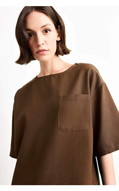 Relax Fit Bisiklet Yaka Dokuma Kısa Kollu Gömlek