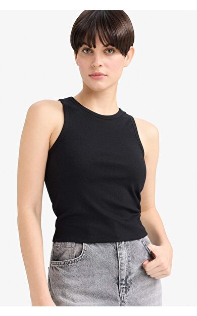 Slim Fit Dar Kesim Basic Düz Halter Yaka Fitilli Kaşkorse Atlet G0843AX25AUBK81