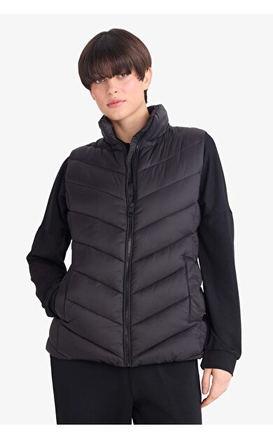 Su Geçirmez Regular Fit Fermuarlı Yelek