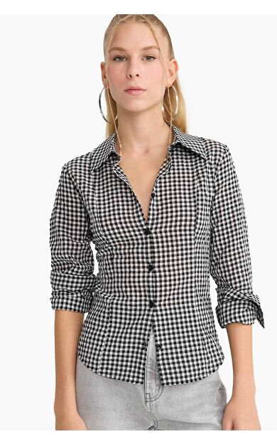 DeFacto Coool Fitted Gömlek Yaka Poplin Uzun Kollu Gömlek G0994AX25AUBK81