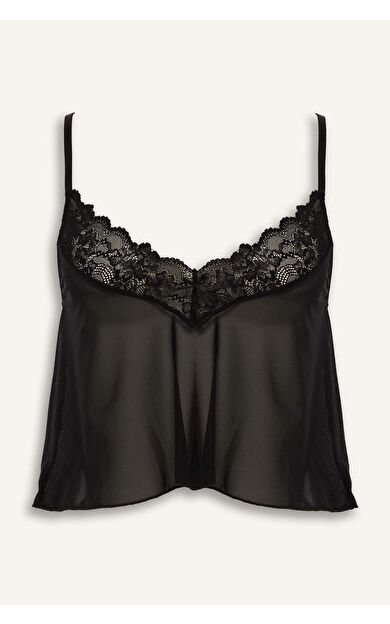 Regular Fit Dantel Detaylı İnce Askılı Tül Üst-Fall in Love