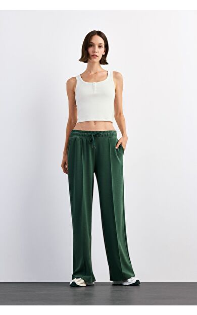 DeFacto Relax Fit Normal Bel Düz Paça Modal Pantolon G1325AX25SMKH258