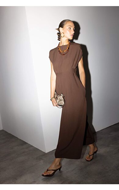 Bisiklet Yaka Keten Karışımlı Kısa Kollu Maxi Elbise
